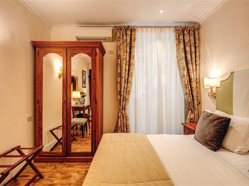 Cortina Hotel