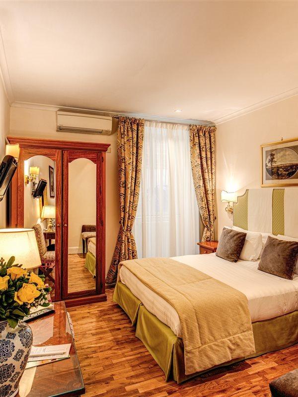 Hotel Cortina 3*