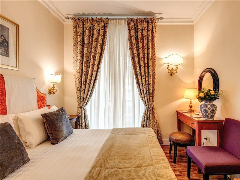 Hotel Cortina 3*
