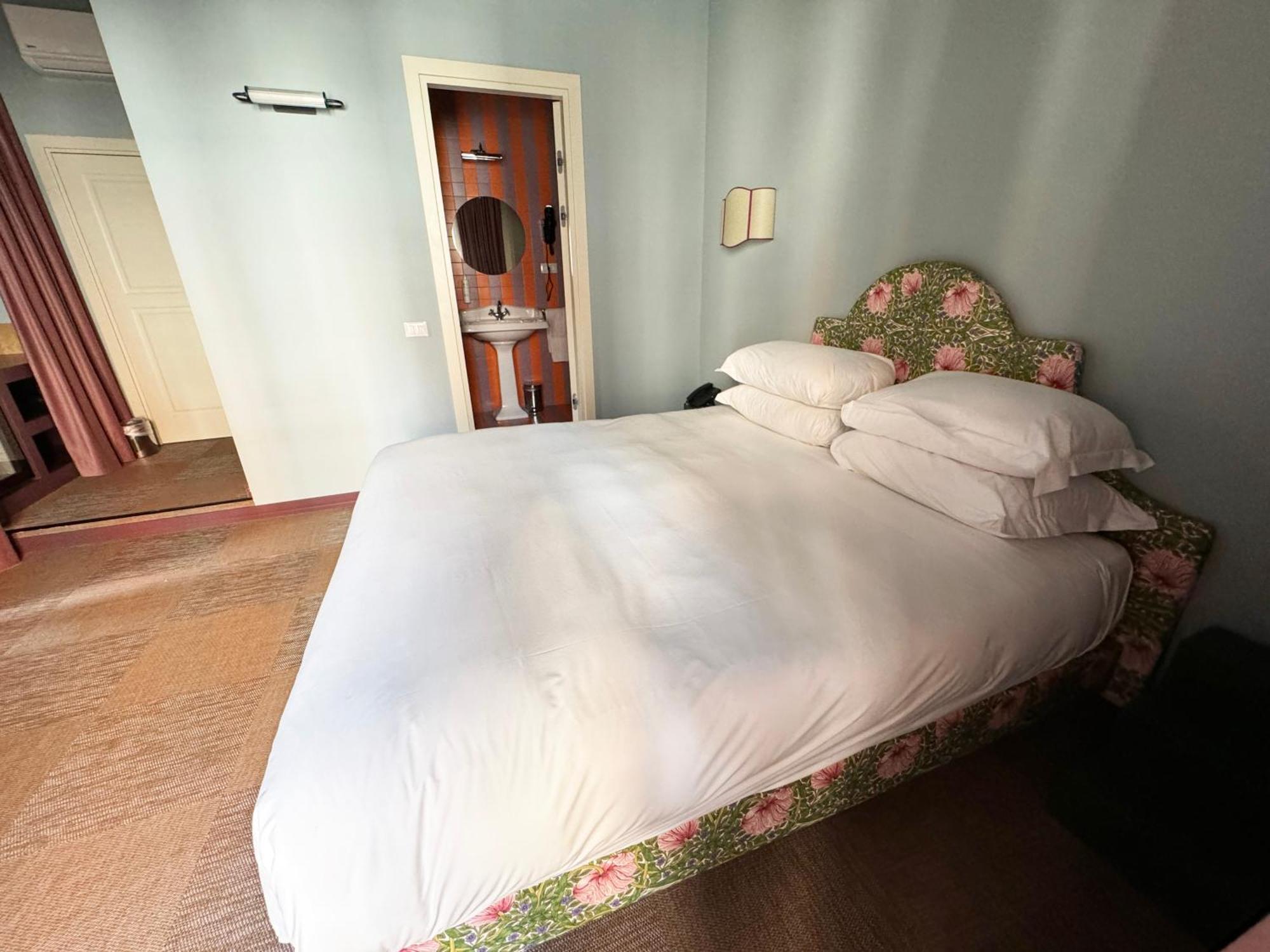 Cortina Hotel