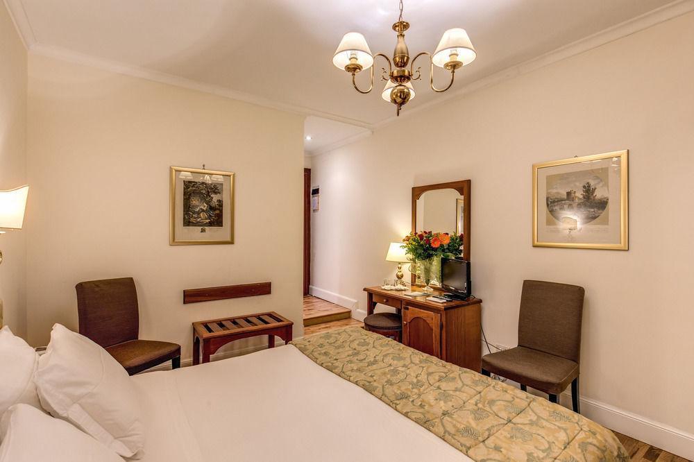 Hotel Cortina 3*