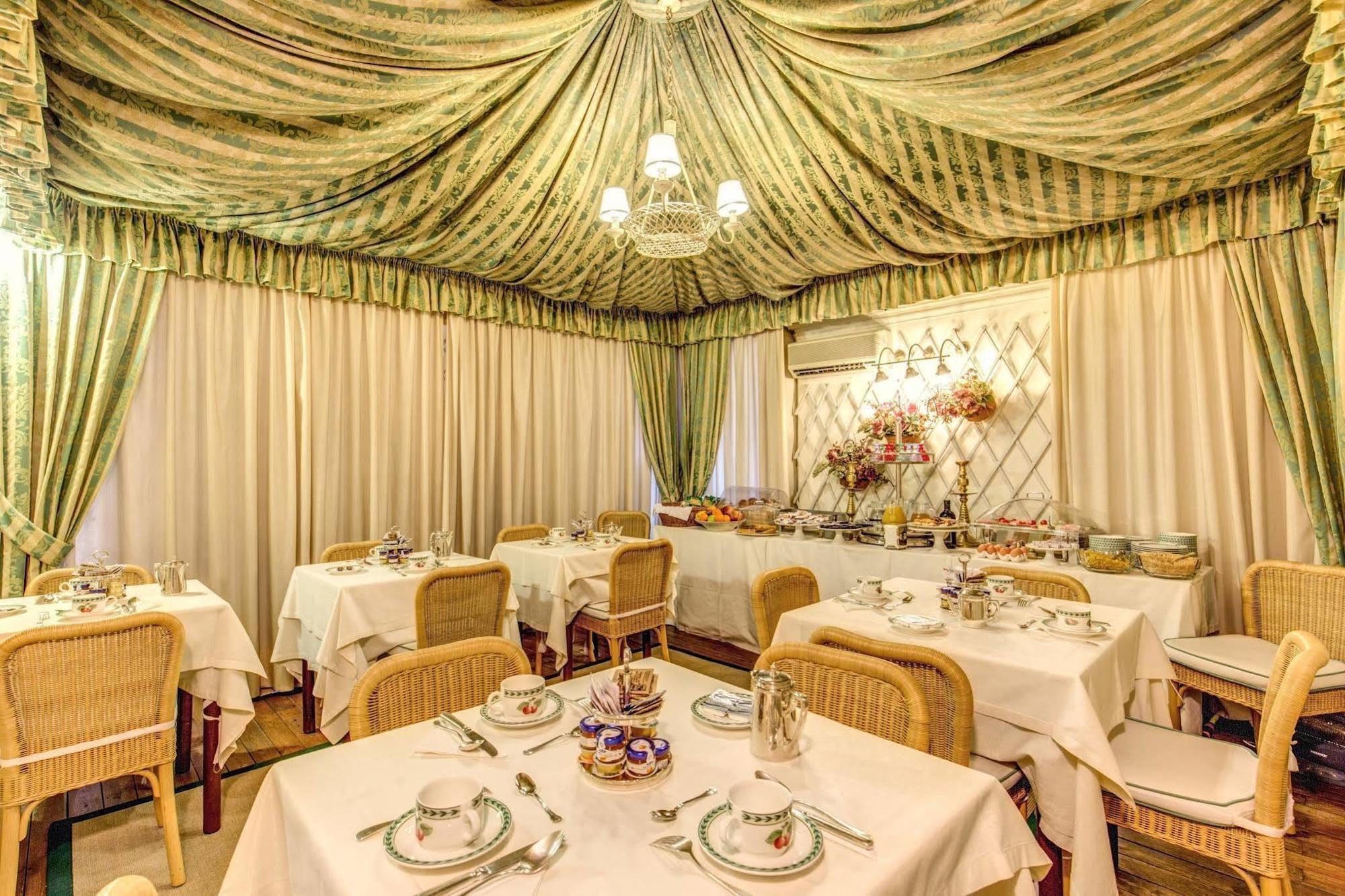 Cortina 3* Roma